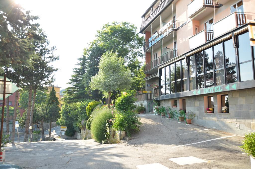 Hotel Pineta Loiano Kültér fotó